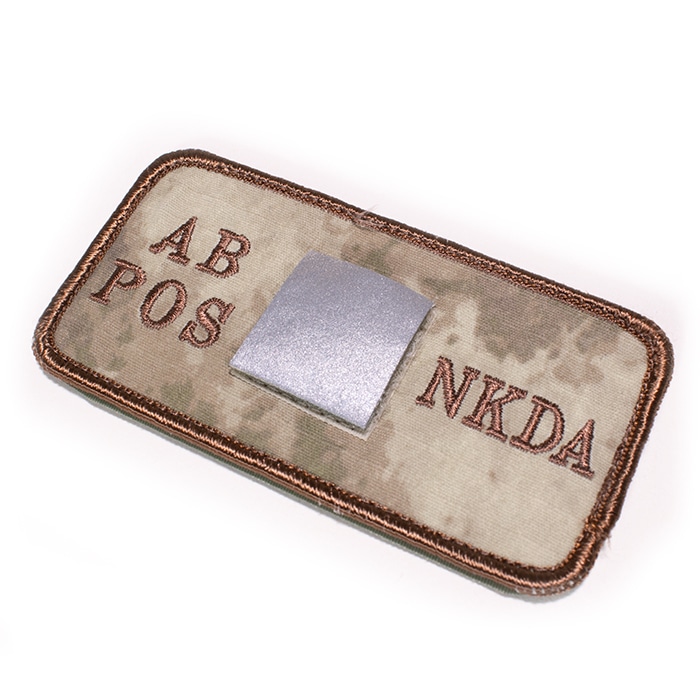 A-TACS AU  BLOOD TYPE NKDA PATCH WITH REFLECTOR<br>��A-TACS AU ��շ���åڥ� ȿ�����դ��ۥߥ꥿�꡼ ���Х��Х륲���� ���Х� �����ȥɥ� BDU ��Ʈ�� ���� SEALS �ü����� ���ʥ��ѡ� �廡 �顼�� LARP ����ꥫ USA