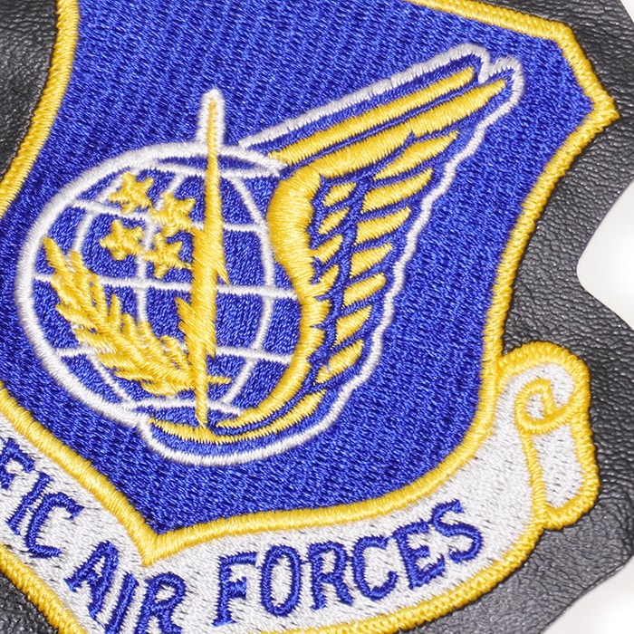 USAF Pacific Air Forces PACAF Leather PATCH<br>�ڥ���ꥫ���� �쥶�����㥱�å��� ��åڥ� �٥륯���ʤ��ۥߥ꥿�꡼ ���Х��Х륲���� ���Х� �����ȥɥ� BDU ��Ʈ�� ���� ���� �͡���ơ���  �º� �����ץ� ���Ĵ��� YOKOTA USAF leather �� ���㥱�å� A2