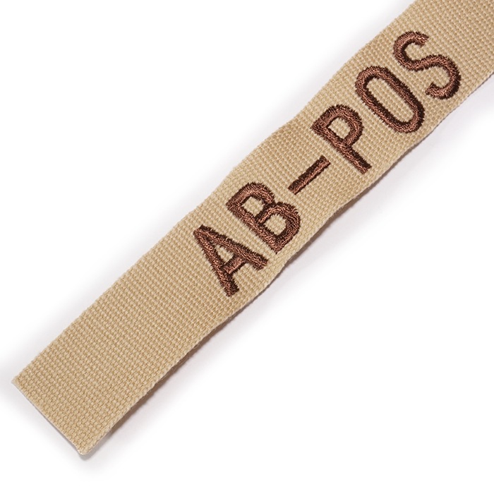 BLOODTYPE NAME TAPE BDU�� AB POS<br>�ڷ�շ��ɽ��͡���ơ��� AB���ۥߥ꥿�꡼ ���Х��Х륲���� ���Х� �����ȥɥ� BDU ��Ʈ�� Φ�� ���� �͡���ơ���  �º� �����ץ� ARMY WOODLAND