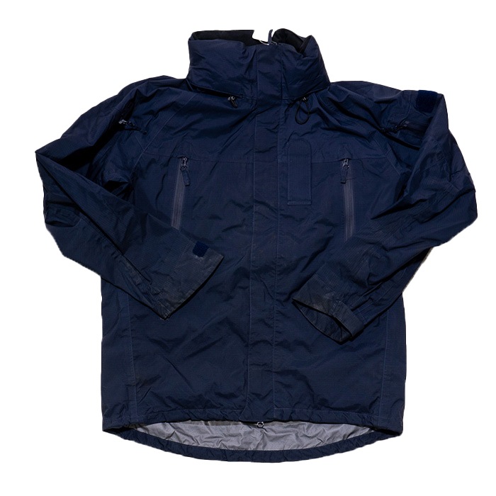 �ڼ�ʪ�����ʡ�British Military ROYAL NAVY GORE-TEX HOODIE USED����B �ڥ����ꥹ�� �������ͥ��ӡ� �����ƥå����ѡ����� �桼���ɾ���B��BritishMilitary ROYALNAVY GORE-TEX �����ѡ� �����ꥹ�� �ͥ��ӡ� USED ����� ��ʪ������