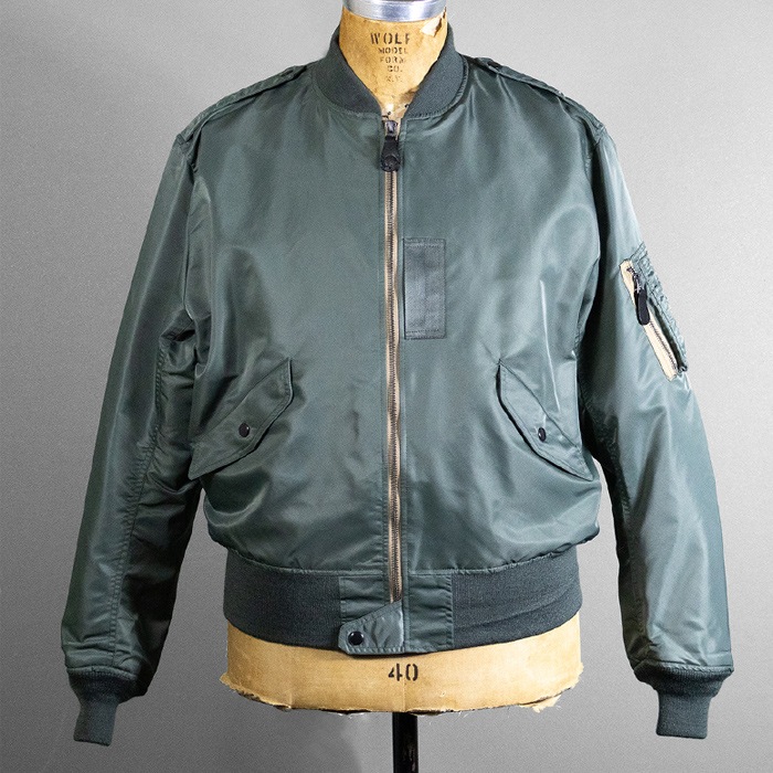 YAMAMOTO CO.LTD. L-2B FLIGHT JACKET MIL-J-7448C<br>�ڥ�ޥ�ȥ��ꥸ�ʥ�  L-2B �ե饤�ȥ��㥱�åȡۥ�� �ߥ꥿�꡼ �����奢�� �����ȥɥ� ���ȥ꡼�� �Х��� �ġ���� �ս� �������� ���硼�Ⱦ� �ʥ����� L-2B ��ޥ�ȥ��ꥸ�ʥ� �����