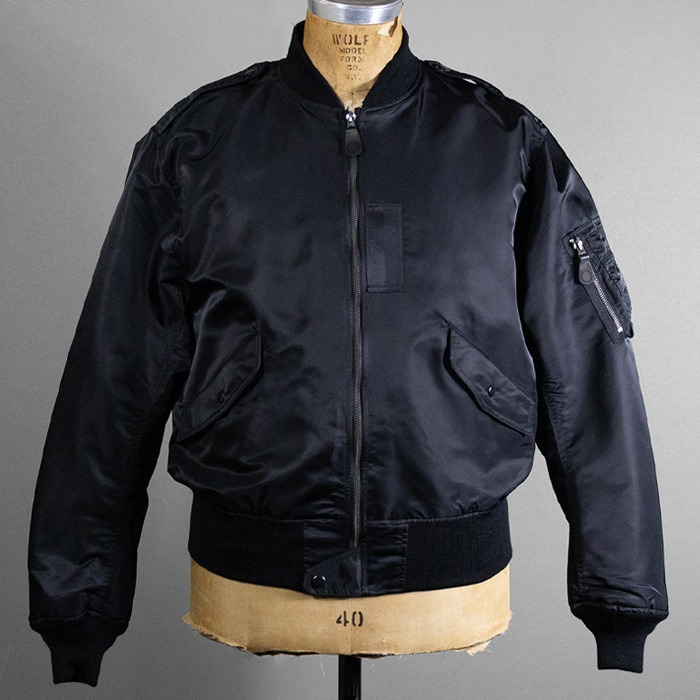 YAMAMOTO CO.LTD. L-2B FLIGHT JACKET MIL-J-7448C<br>�ڥ�ޥ�ȥ��ꥸ�ʥ�  L-2B �ե饤�ȥ��㥱�åȡۥ�� �ߥ꥿�꡼ �����奢�� �����ȥɥ� ���ȥ꡼�� �Х��� �ġ���� �ս� �������� ���硼�Ⱦ� �ʥ����� L-2B ��ޥ�ȥ��ꥸ�ʥ� �����