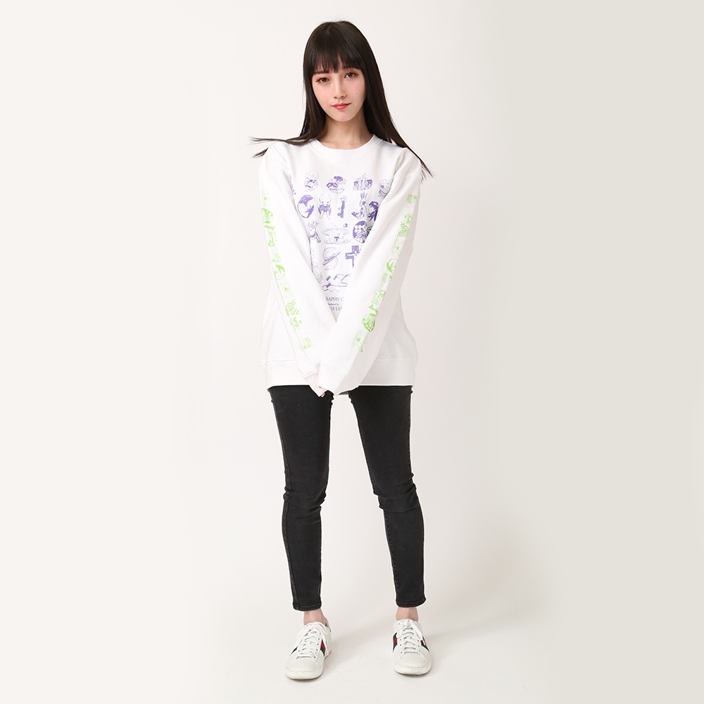 TYPOGRAPHY OF EVA Sweat (ホワイト)