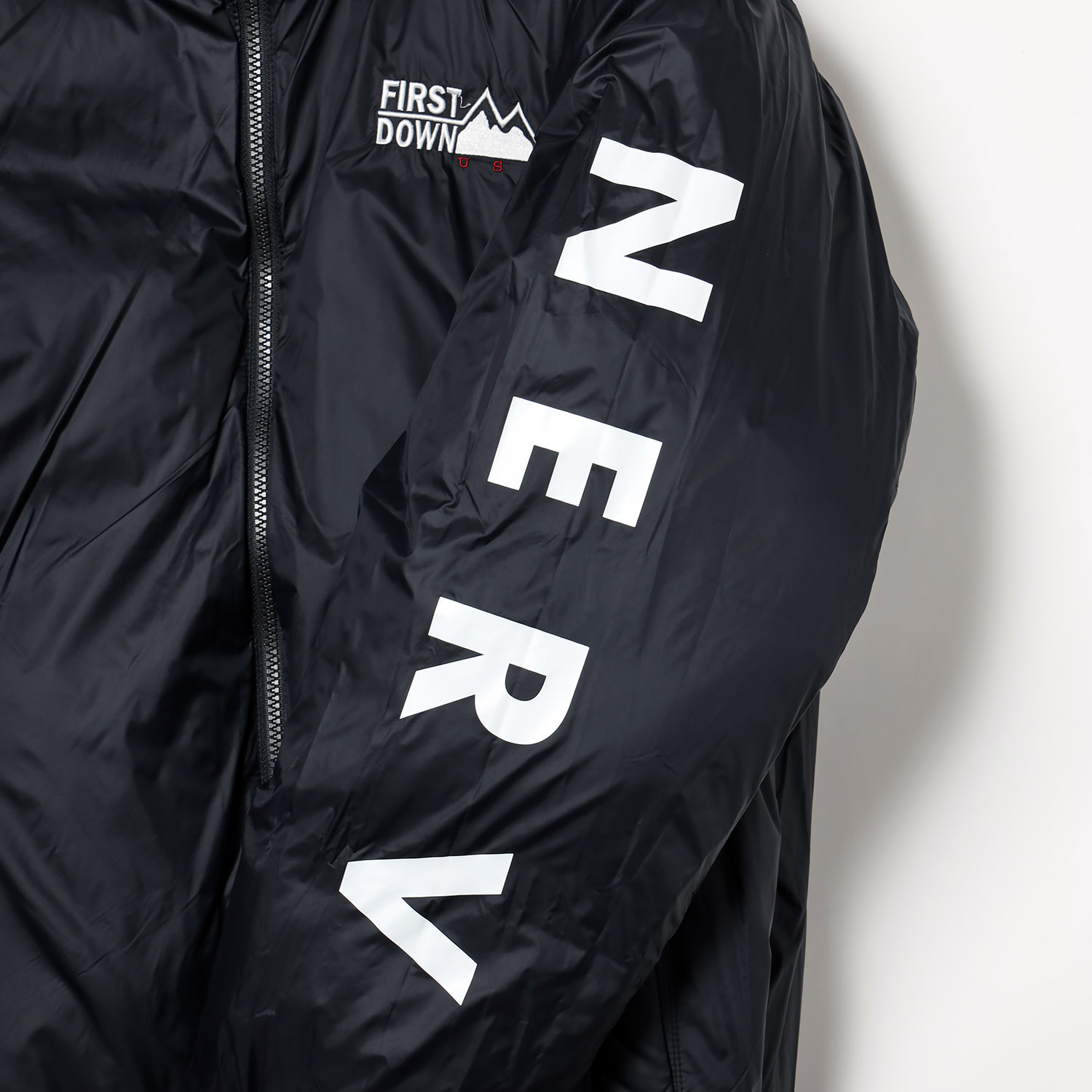 EVANGELION REVERSIBLE BUBBLE DOWN JACKET by FIRST DOWN (BLACKWHITE)