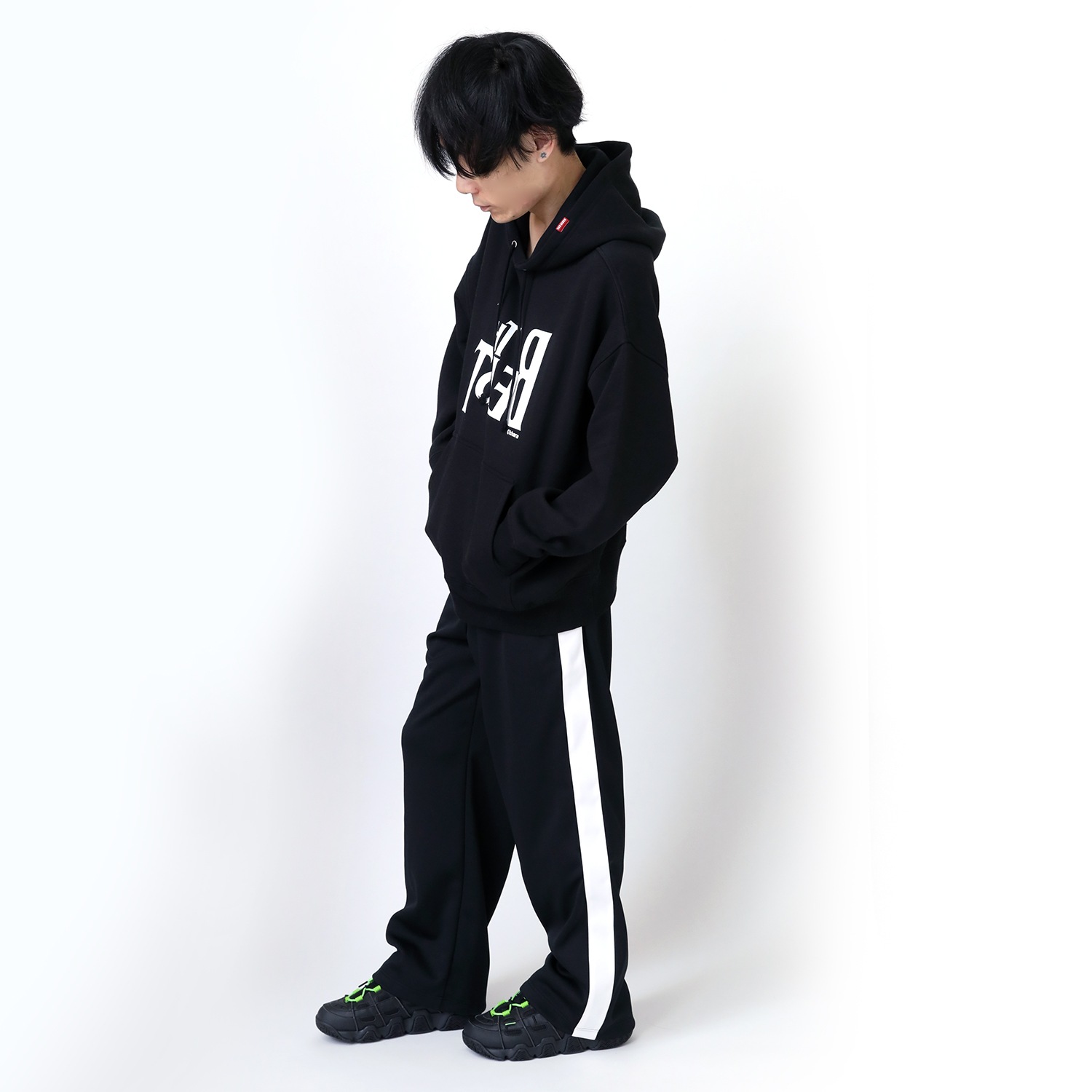 EVANGELION LINE PANTS (ブラック×レッド)