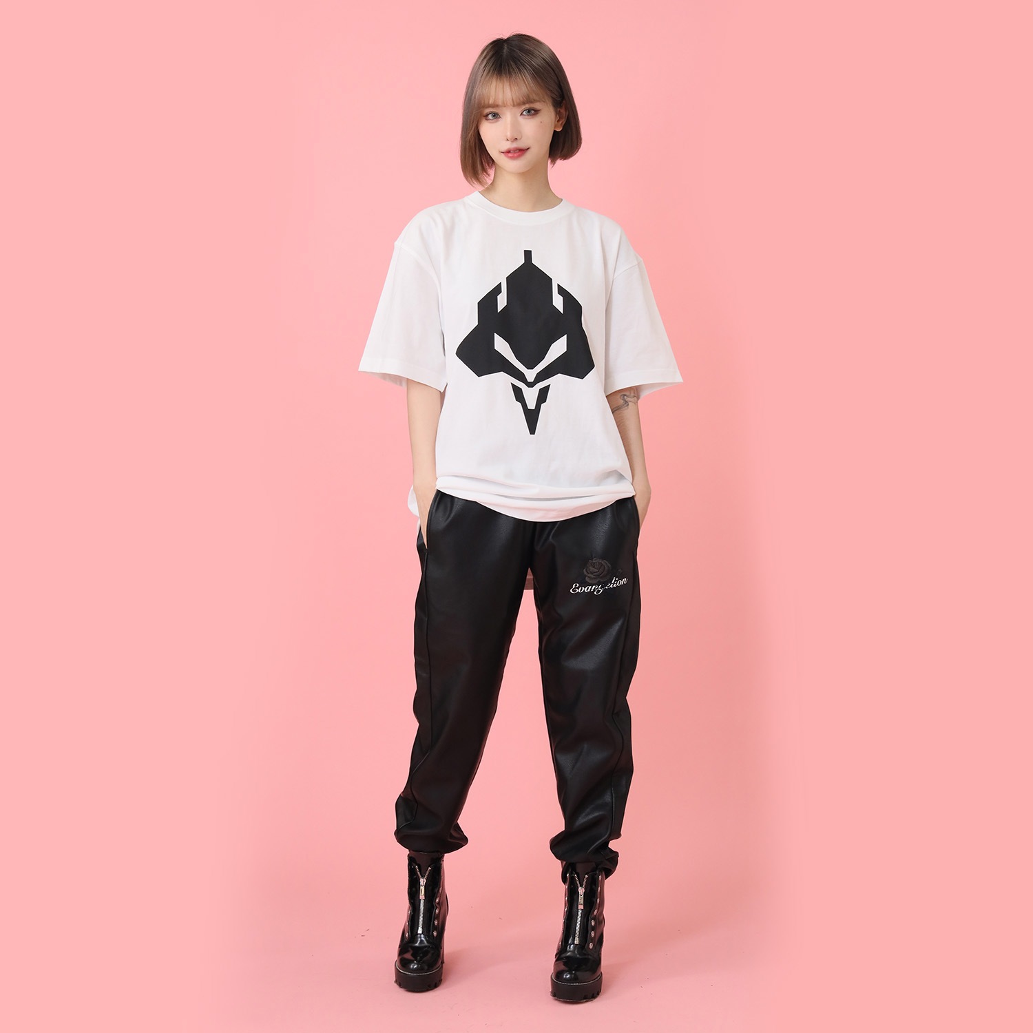 EVA T-Shirt  (WHITEBLACK)