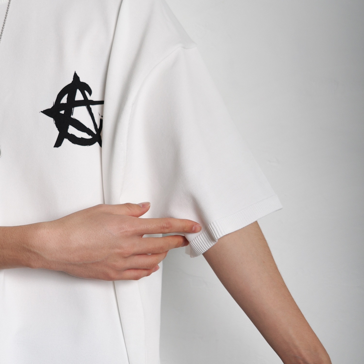 CIRCLE EVA Knit T-ShirtWHITE