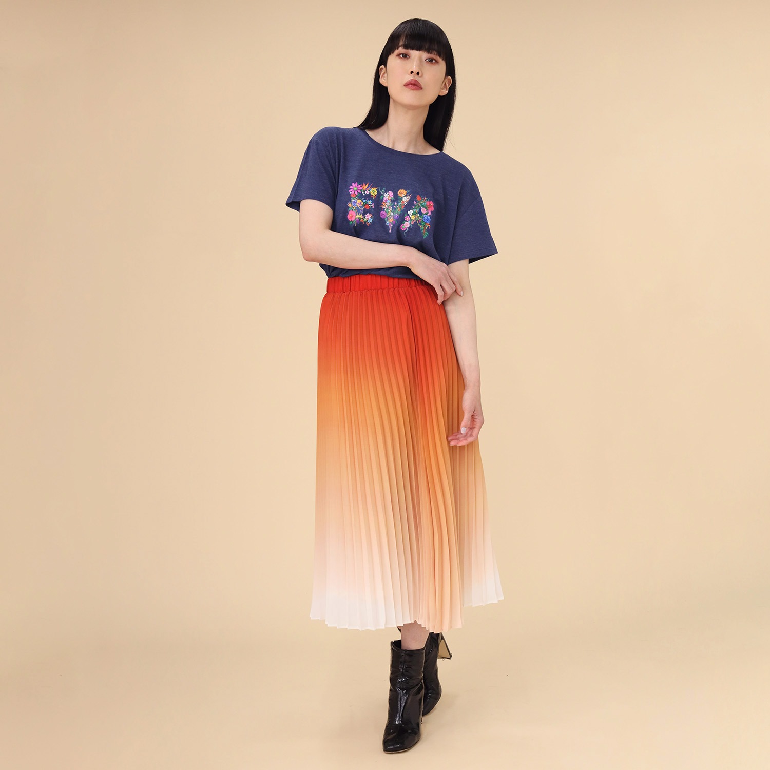 The Beach Gradation Pleated Skirt (ORANGE)