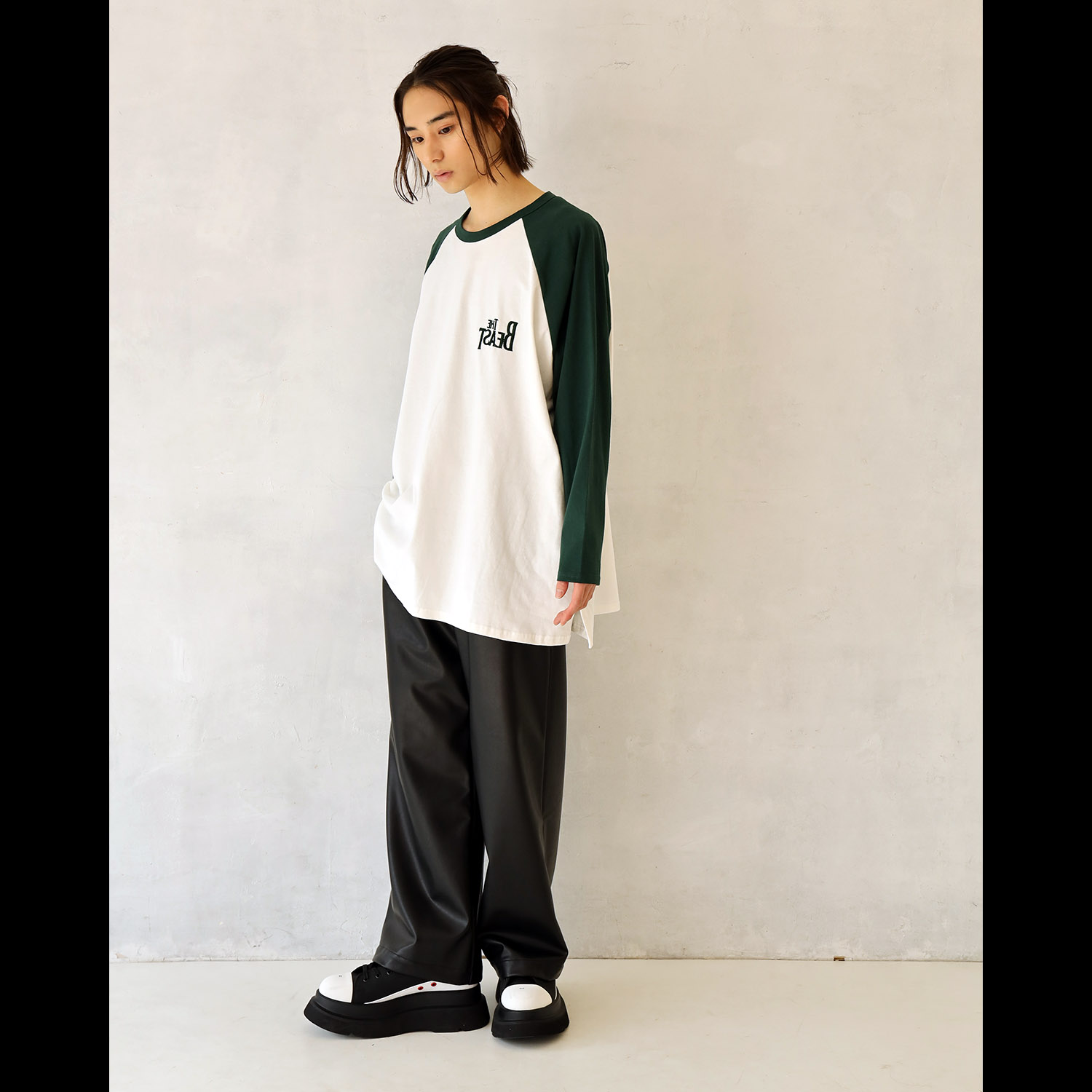 THE BEAST Embroidery Raglan Cutsew (GREEN)