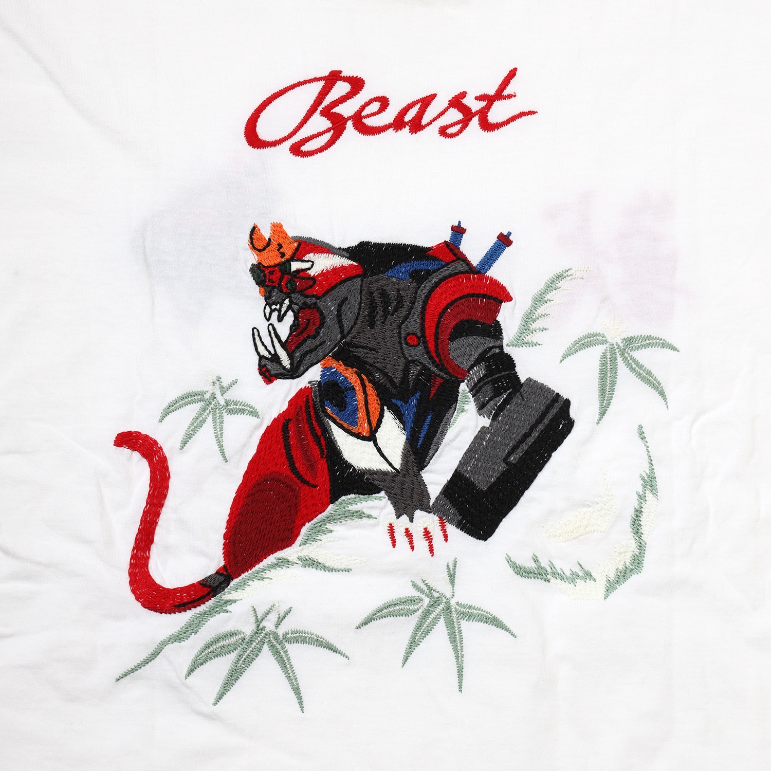 THE BEAST EMBROIDERY T-Shirt (WHITE)