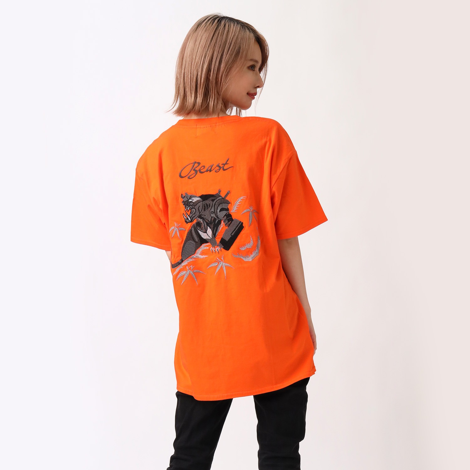 THE BEAST EMBROIDERY T-Shirt (ORANGE)