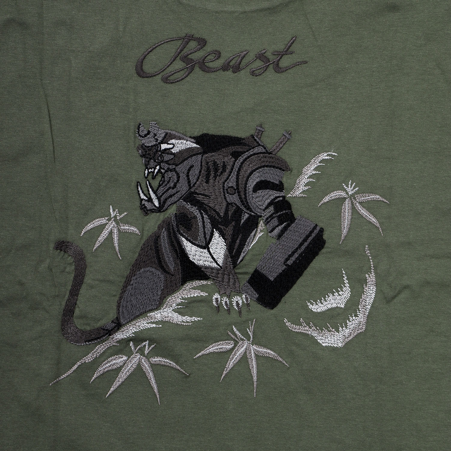 THE BEAST EMBROIDERY T-Shirt (OLIVE)