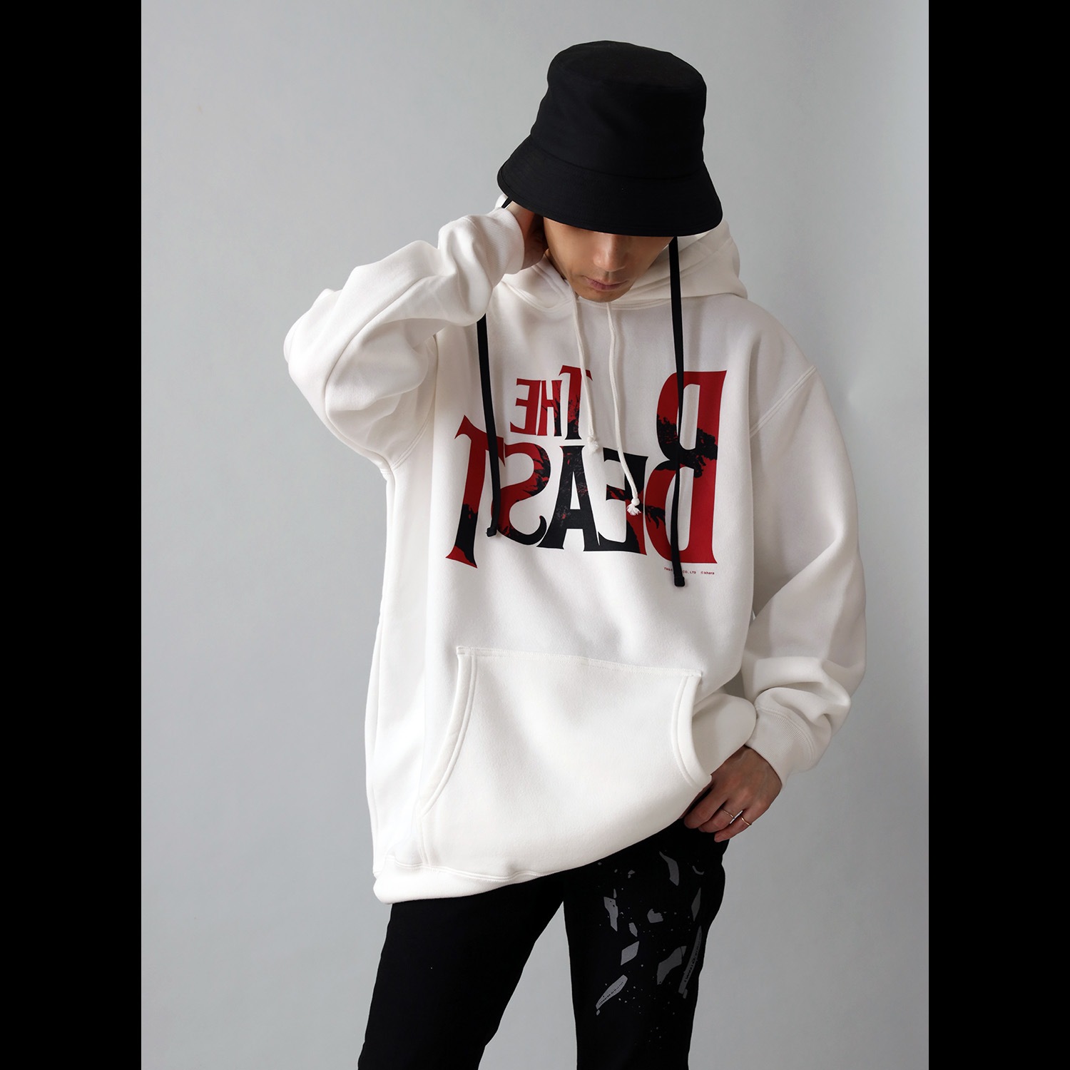 THE BEAST “G” Parka (ホワイト×レッド)