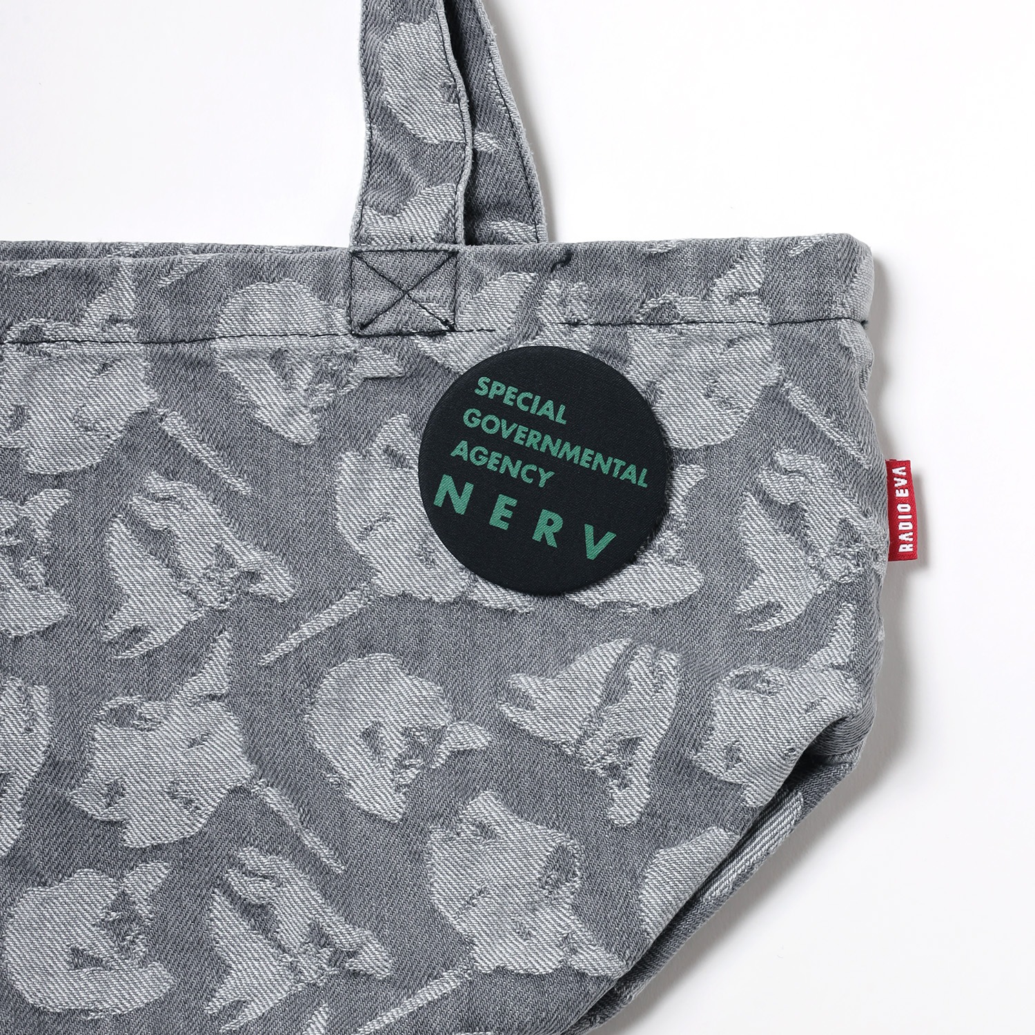 EVANGELION MONOGRAM JACQUARD DENIM LUNCH BAG (BLACK)