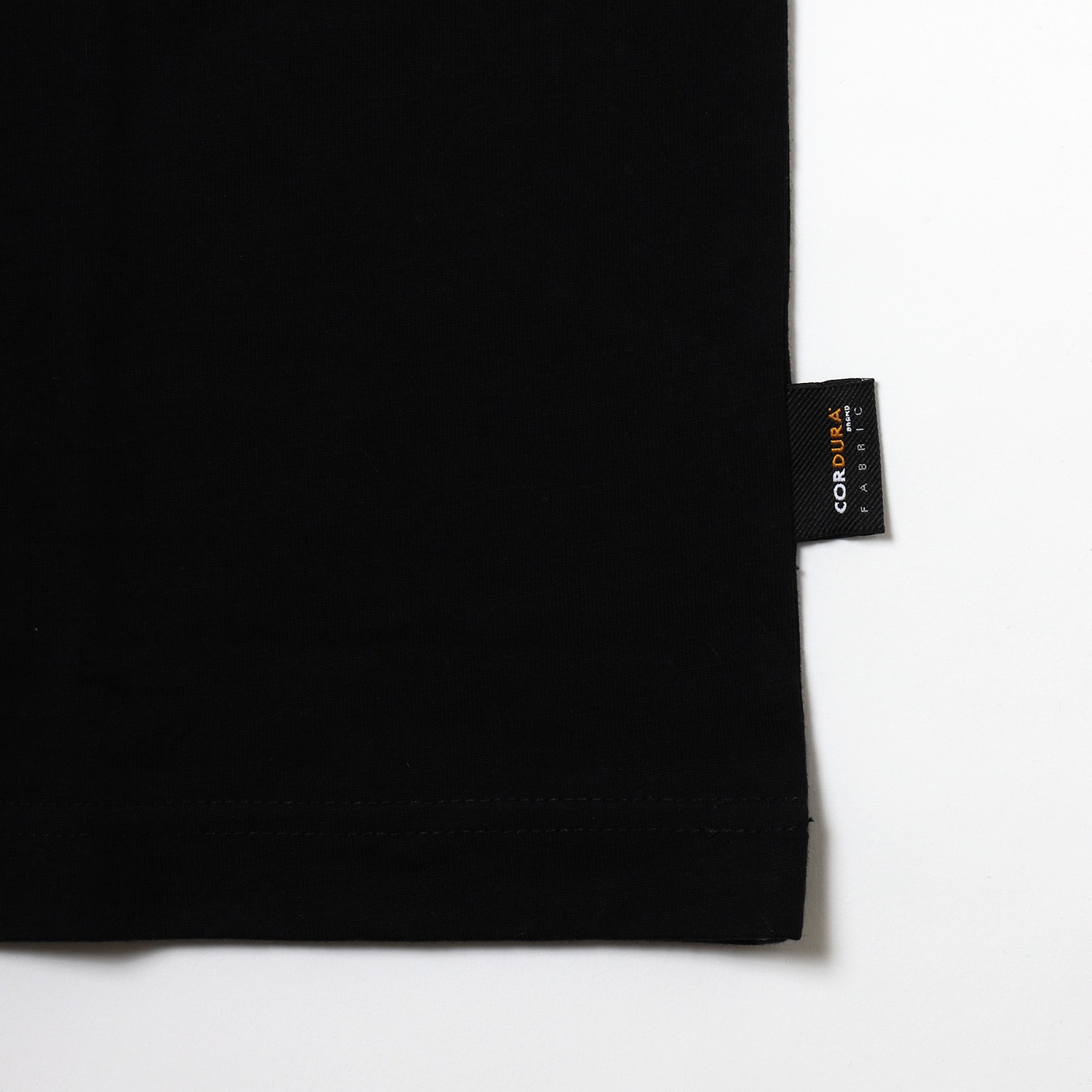  T-Shirt  (BLACK(浡))