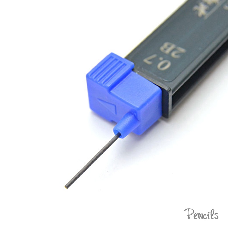 �ҥե����С������ƥ�ӥ����ѡ��ݥ�ޡ������㡼���� �ؿġ�0.7mm��2B��12����