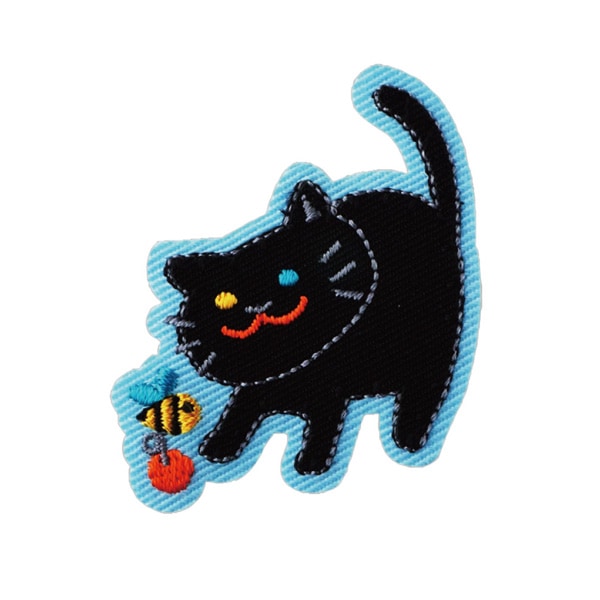 23069 ねこワッペン（クロ／黒猫） <br> アイロン接着タイプ
