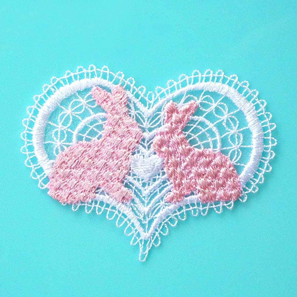 【プチプラ犬服…♪様♡②】レースモチーフ編み　かぎ編み　ワッペン　ベビークリップ プチプラ犬服…♪様♡②】レースモチーフ編み かぎ編み ワッペン