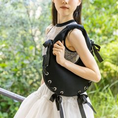 Rapture フリルデザイン かごバッグ　新品 Rapture フリルデザイン かごバッグ 新品