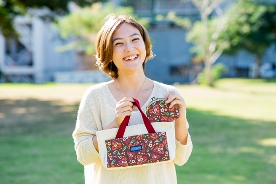 優香さんのがま口 M / 紅型バタフライ | RYUKA（新垣優香） | 琉球帆布