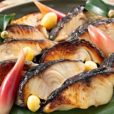 銀鱈の味噌柚庵焼き