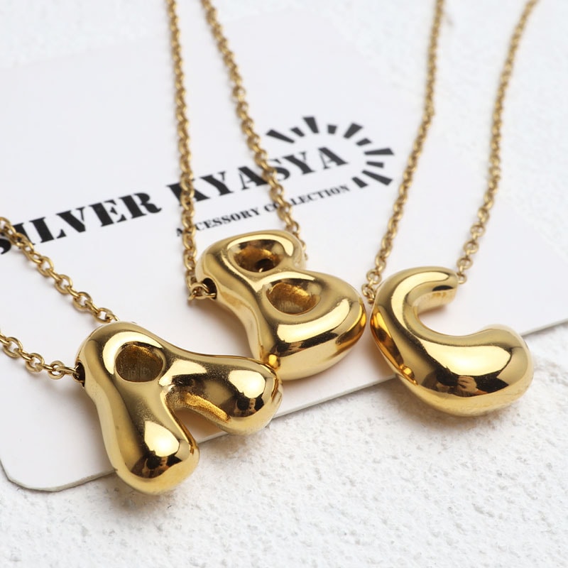 アクセサリーまとめ売り2.2750g ステンレス ぷっくり小ぶりが可愛いイニシャルネックレス