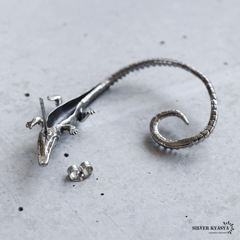 ステンレス リアルなクロコダイルピアス【左耳専用】 [e475