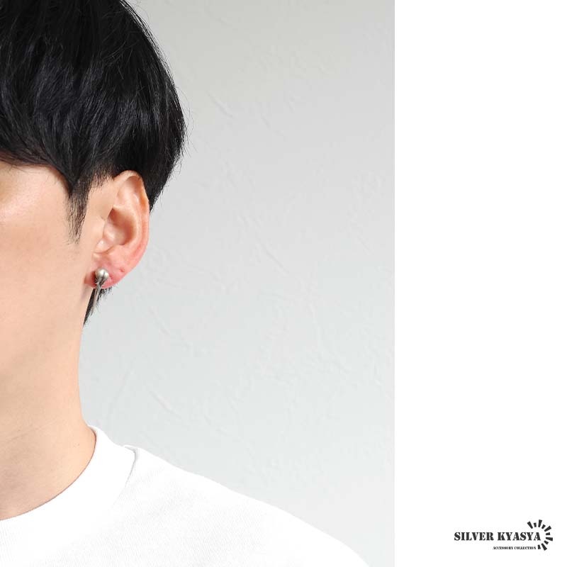 シルバー925 ハチドリの頭蓋骨モチーフをリアルに表現したピアス