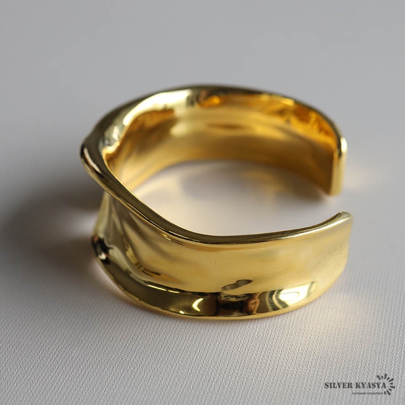 SHAWN様専用❣️ 合成エメラルドコロンビアタイプ バングル 【公式通販】