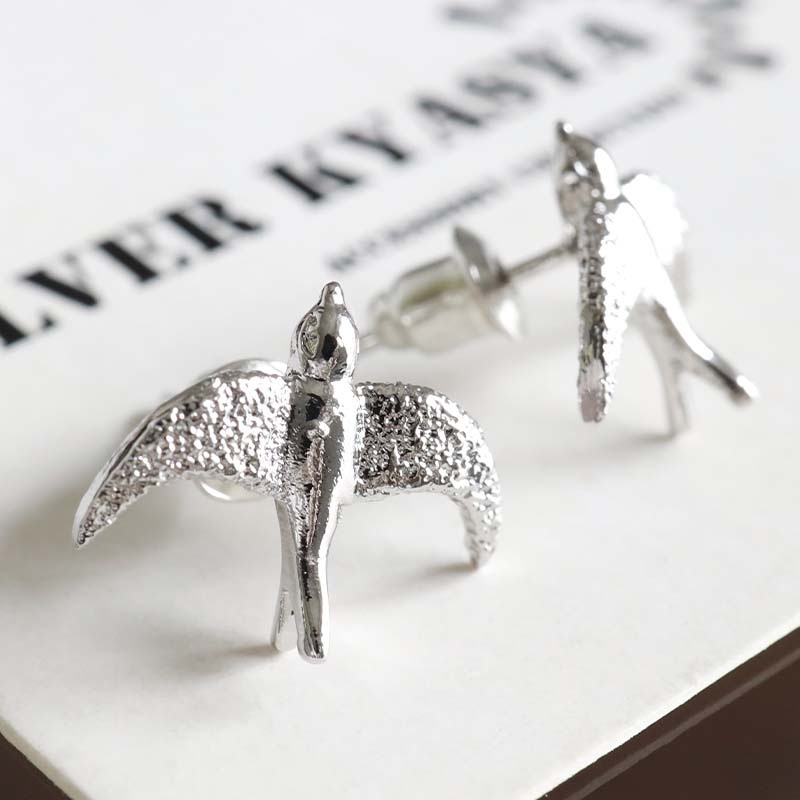 シルバー925 燕モチーフのスタッドピアス [es463] | ピアス,シルバー