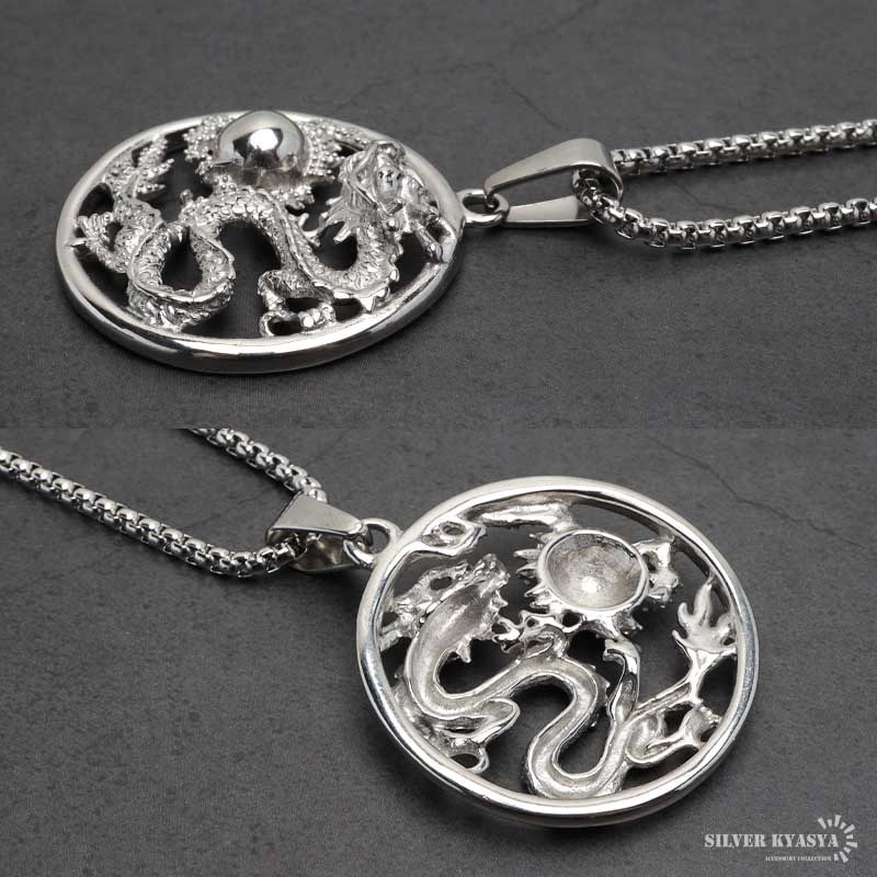新品　未使用 mamorare シルバー コンパスネックレス ホワイトトパーズ/ガーネット シルバーネックレス(いちご泥棒