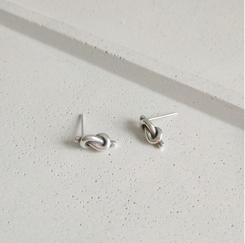 925 ノットピアス 結び [ce021] | モチーフで探す,模様モチーフ,結び
