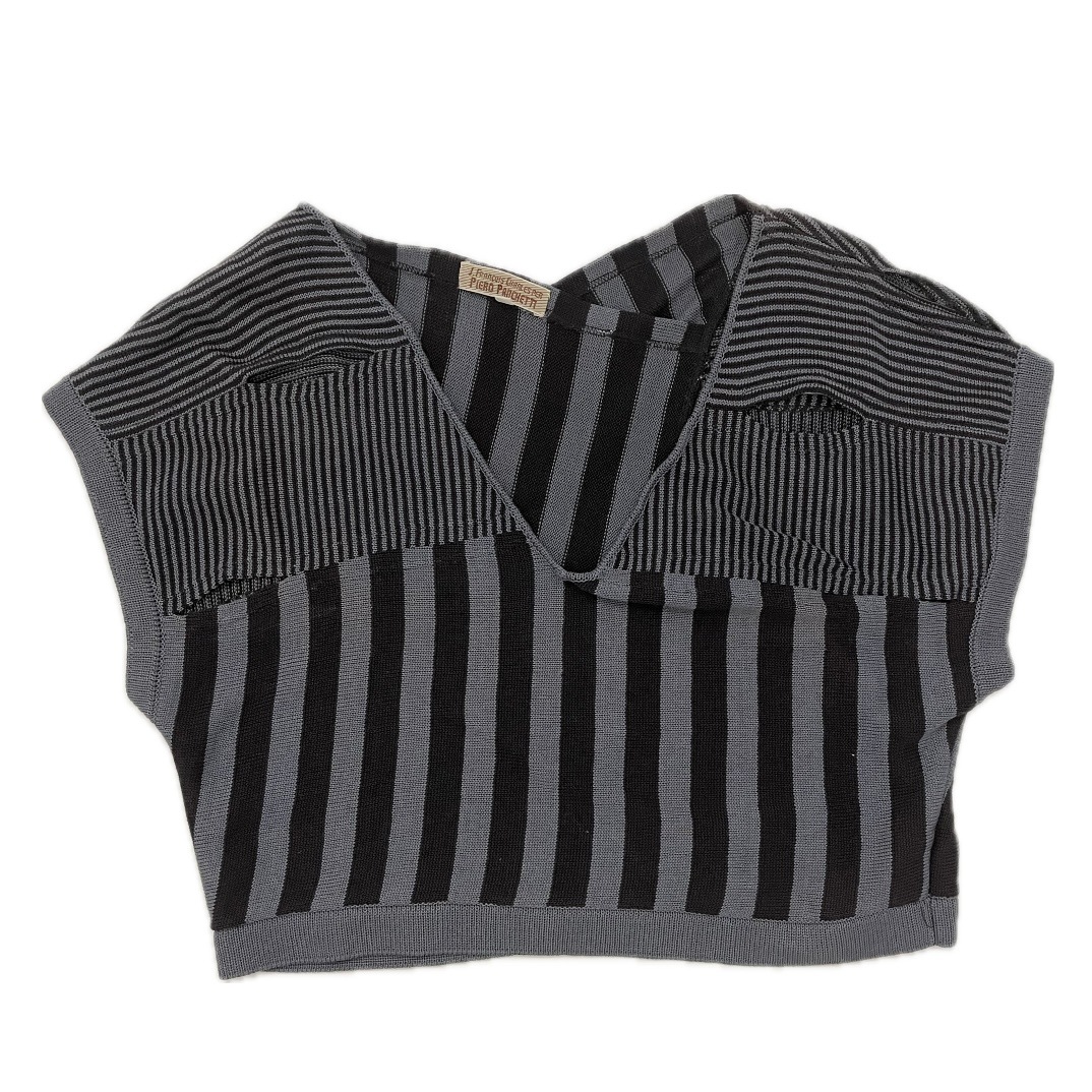 “STRIPE DEFORMATION VEST“