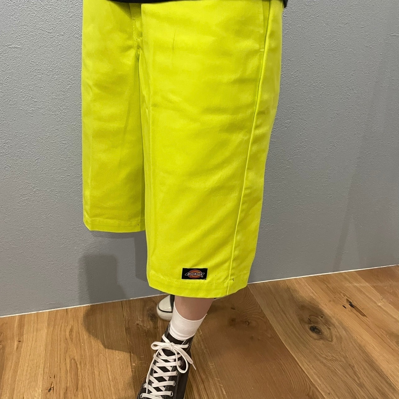 “Dickies Loose Fit” LIME SHORT PANTS