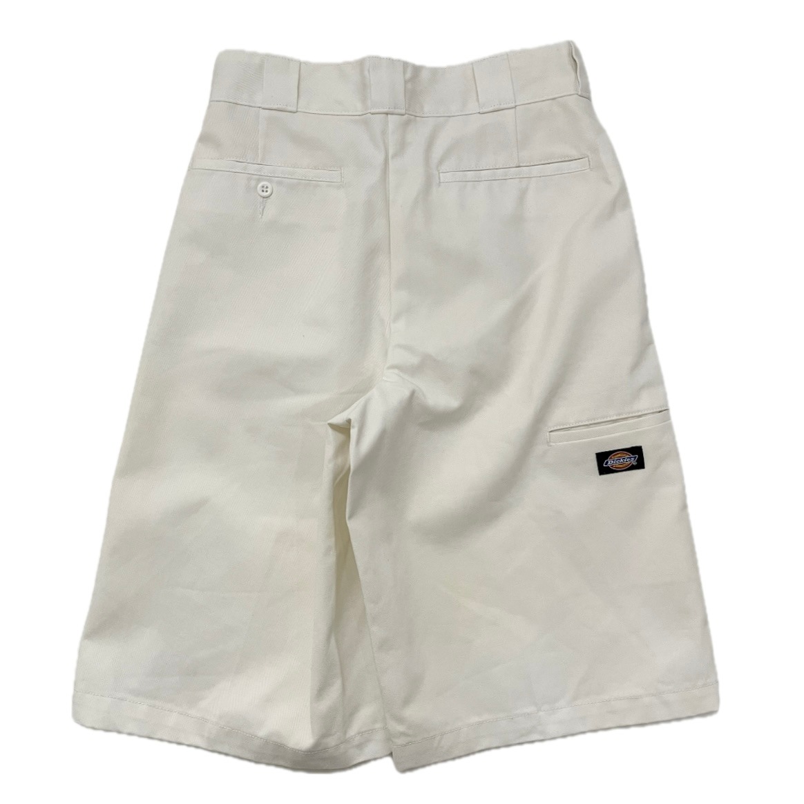 “Dickies Loose Fit” WHITE SHORT PANTS