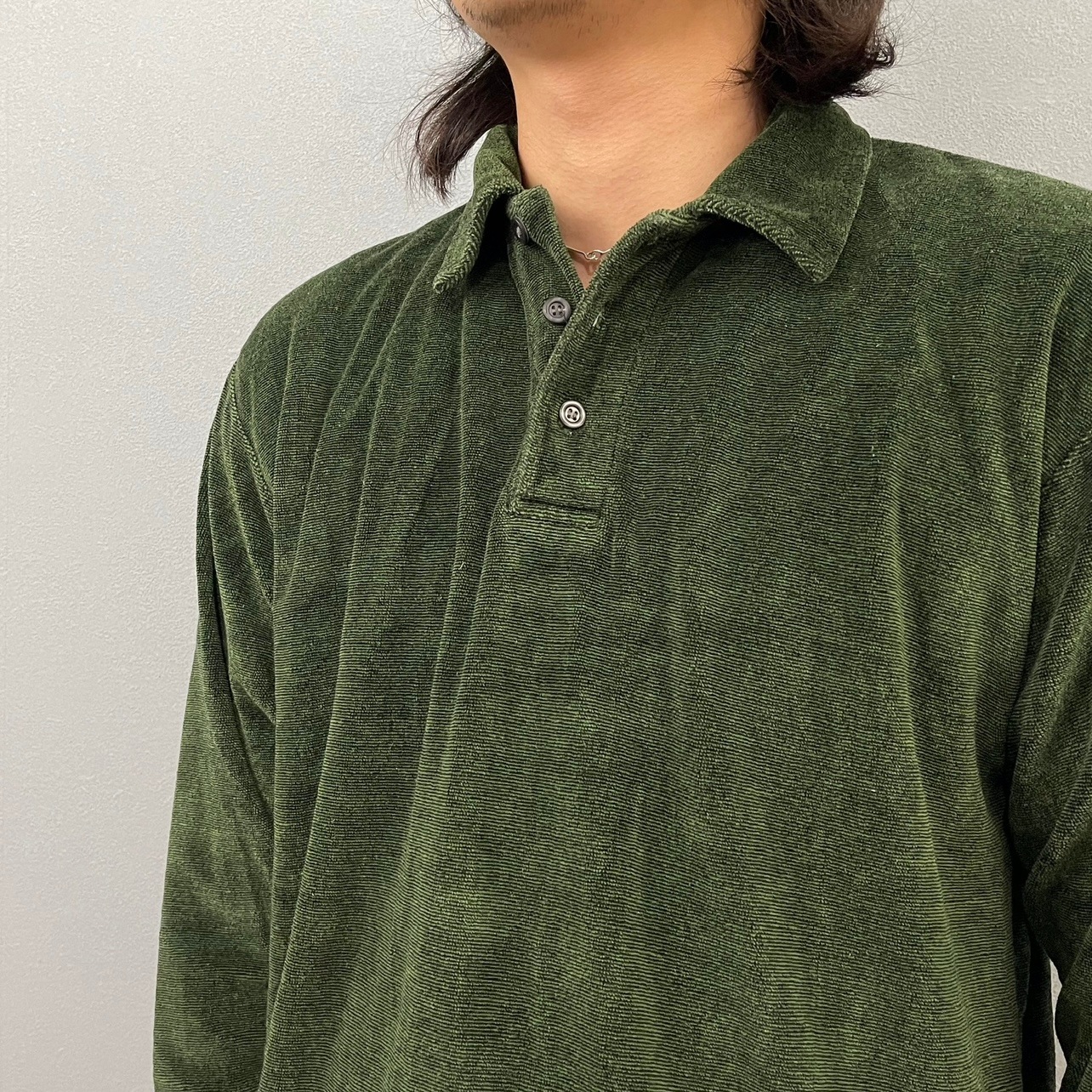 “VELOURS  POLO SHIRT” 