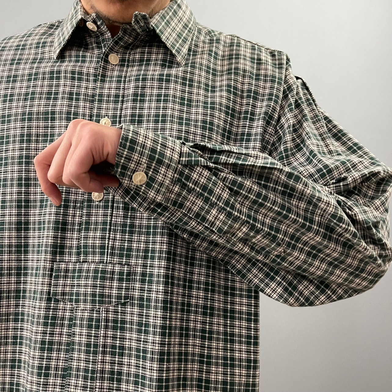 “PULLOVER CHECK SHIRT“