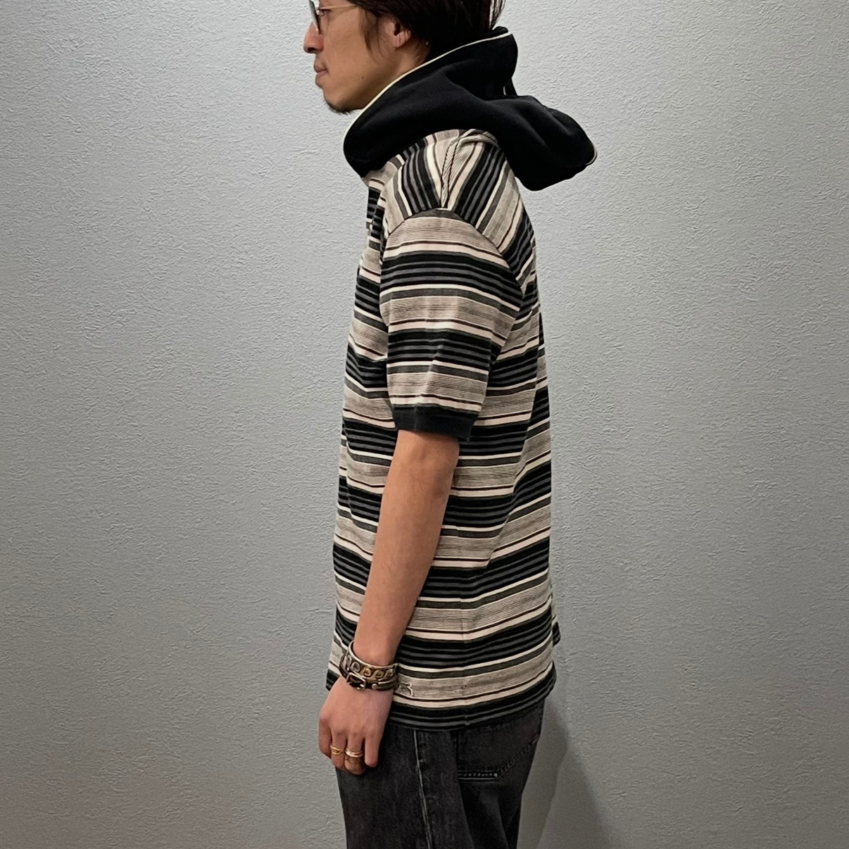 “UNDER COVERISM” DOCKING T-SHIRT