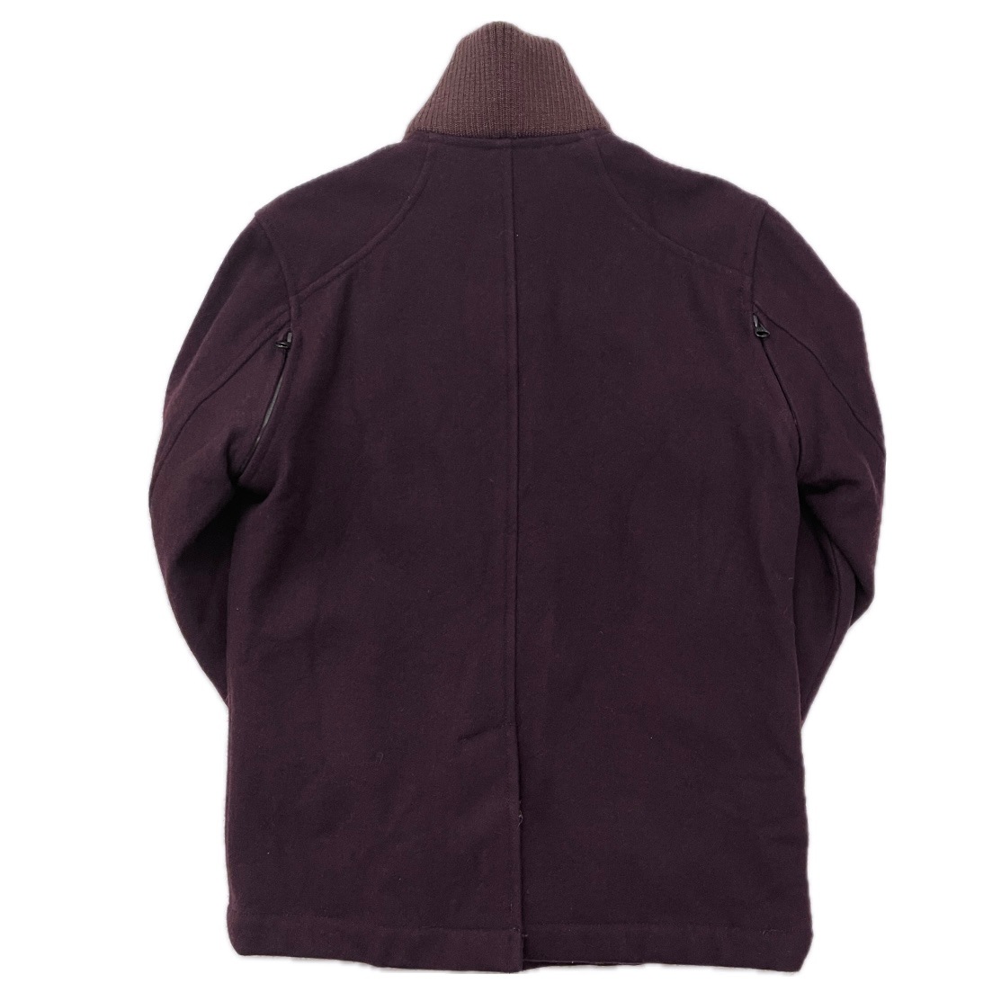 “HIGH NECK ZIP UP BLOUSON“