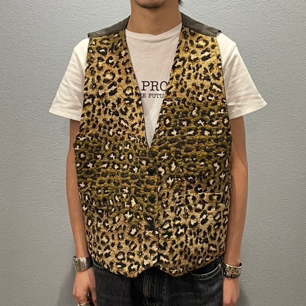 “LEOPARD VEST”