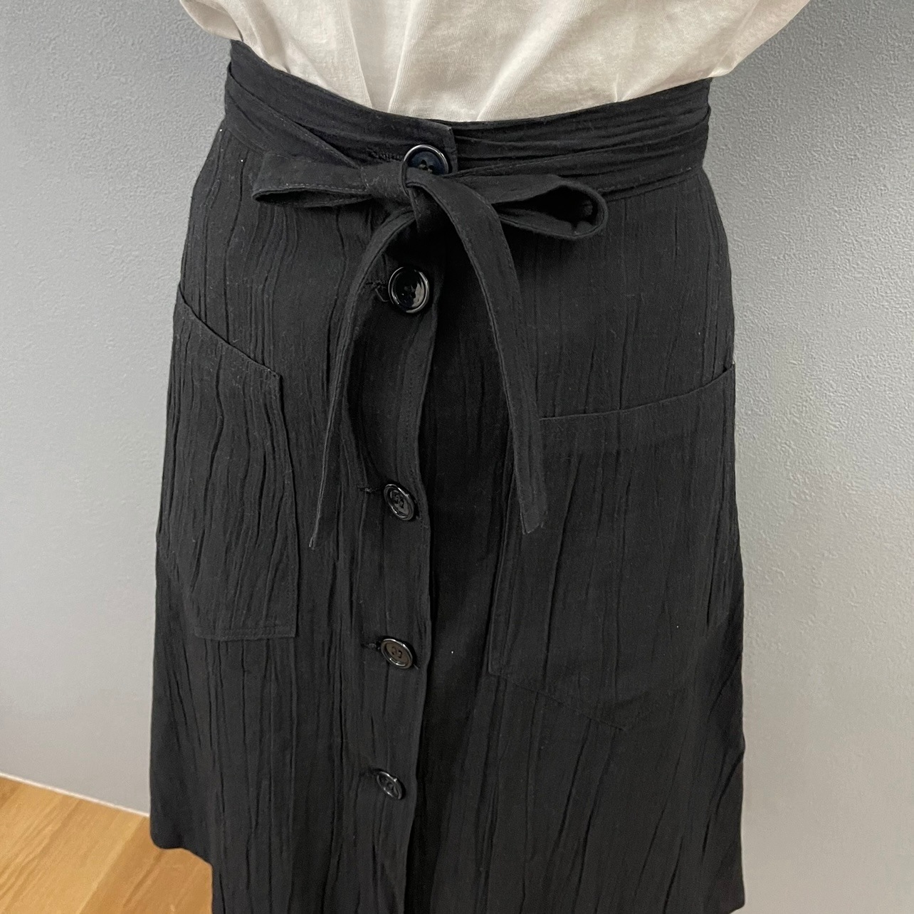 “FRONT BUTTON FLARED SKIRT“