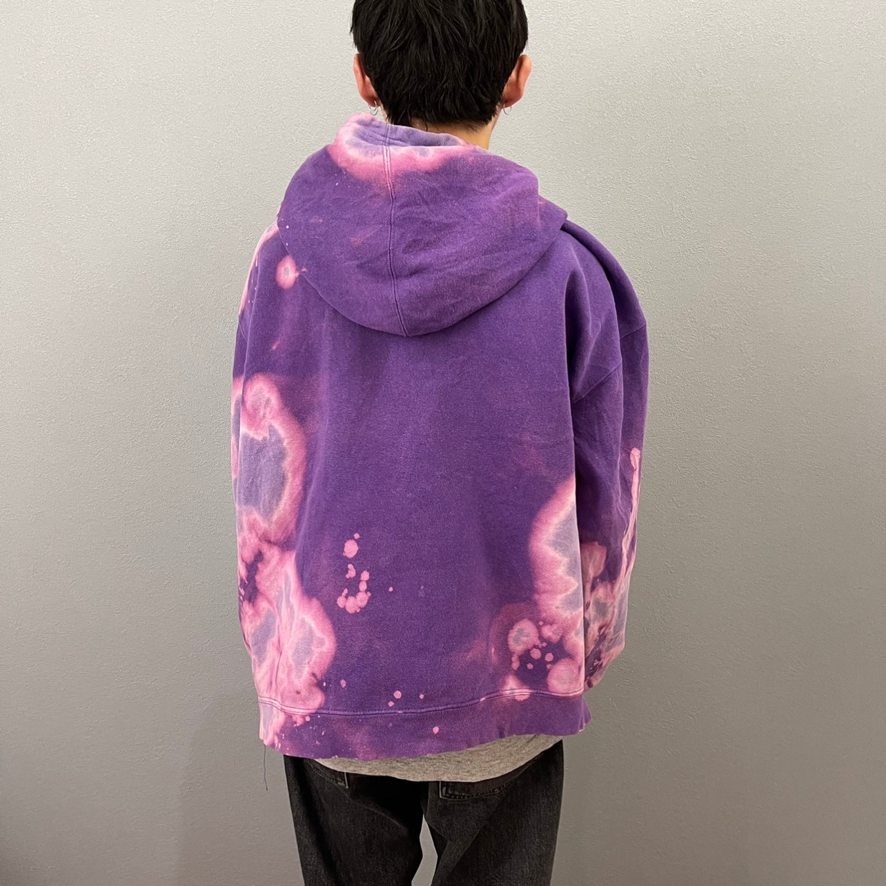 “BLEACH WAPPEN HOODIE“