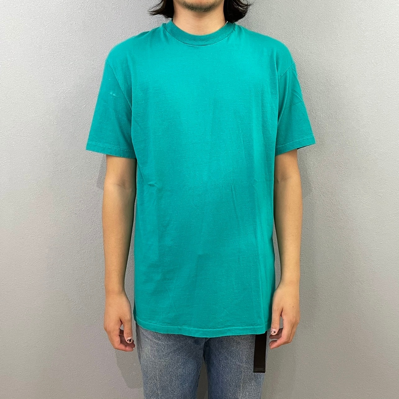 “BACK PRINT COLOR T-SHIRT”