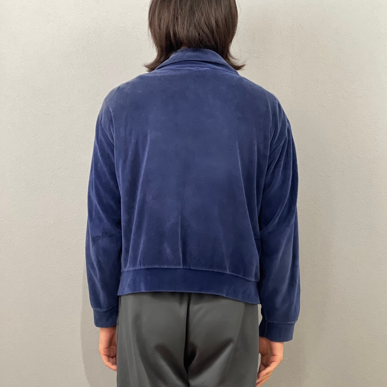 “VELOUR ZIP UP JACKET“