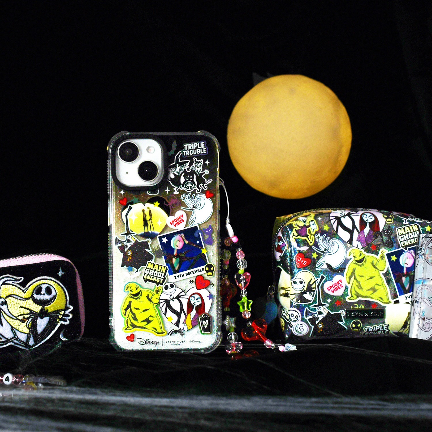 ワイヤレスイヤホンケース ナイトメアー・ビフォア・クリスマス