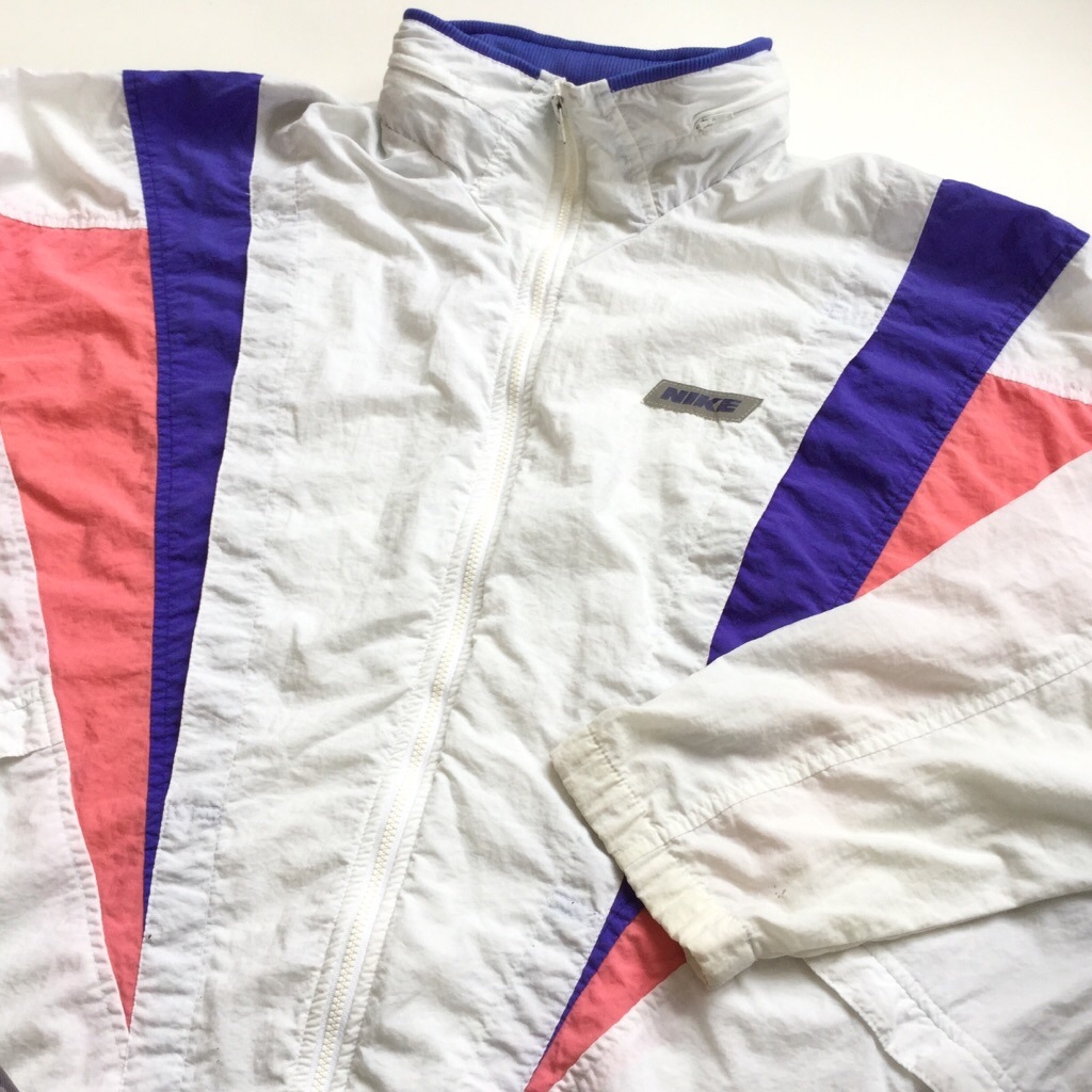 Nike ナイキ 薄手 ナイロンジャケット ジョギングトップ 送料無料 メンズ レディース Xl 白x紫xピンク アメリカ輸入 Usa アメカジ ブランド スポーツ トレーニング アウトドア ジョグ ウォーキング ジャージ 古着卸 ユニセックス 大きい ビッグ オーバー ー品切れー