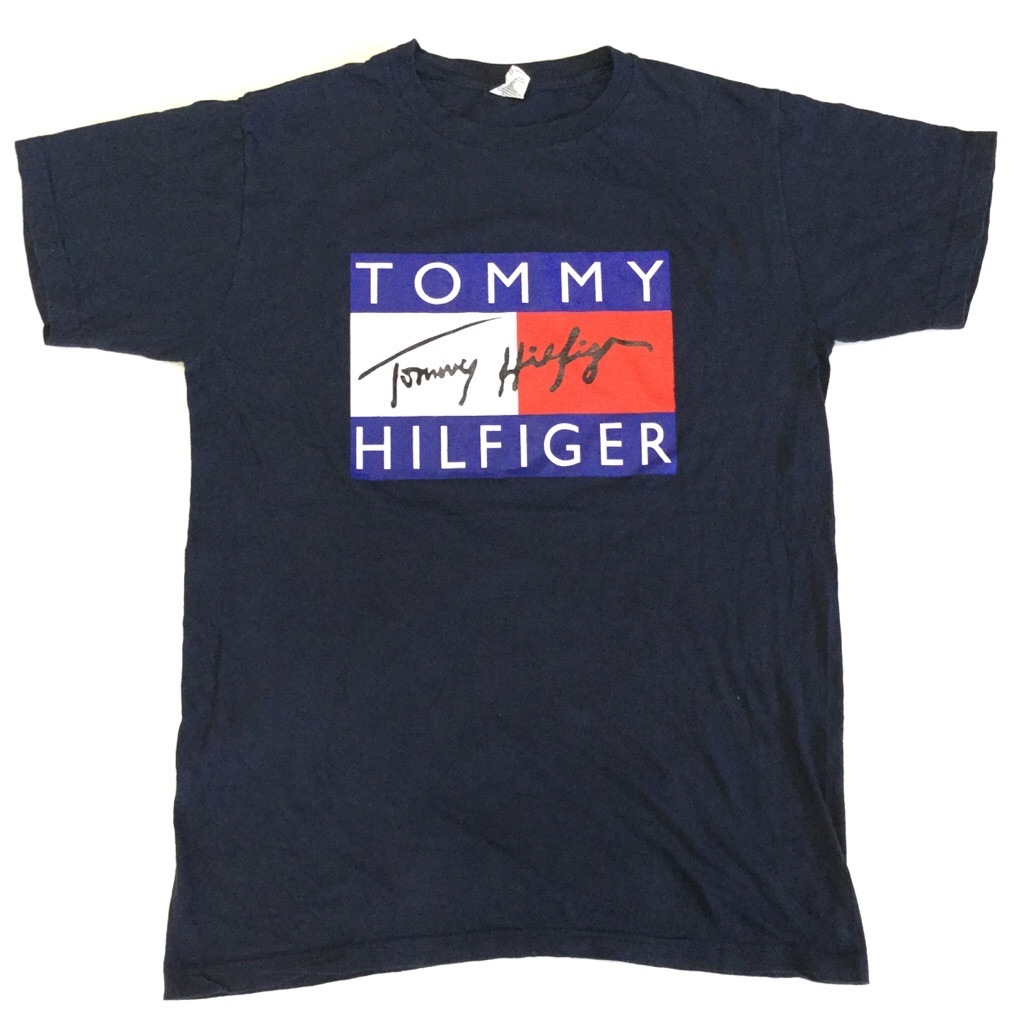 TOMMY HILFIGER トミーヒルフィガー アメリカ直輸入 半袖Tシャツ USA製 送料無料 L/紺・ネイビー シンプル ロゴ ブランド アメカジ ベーシック 古着卸 業販-SPEC.CO.,LTD. TOMMY HILFIGER トミーヒルフィガー アメリカ直輸入 半袖Tシャツ USA製 送料無料 L/紺・ネイビー シンプル ロゴ ブランド アメカジ ベーシック 古着卸 業販-SPEC.CO.,LTD.