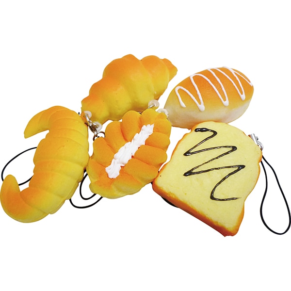 46164 ふんわり菓子パンストラップ(25入) 26SS-P128 ふわふわでやわらかな触り心地が楽しいスクイーズ ストラップは付属していますが取り付けられていません 