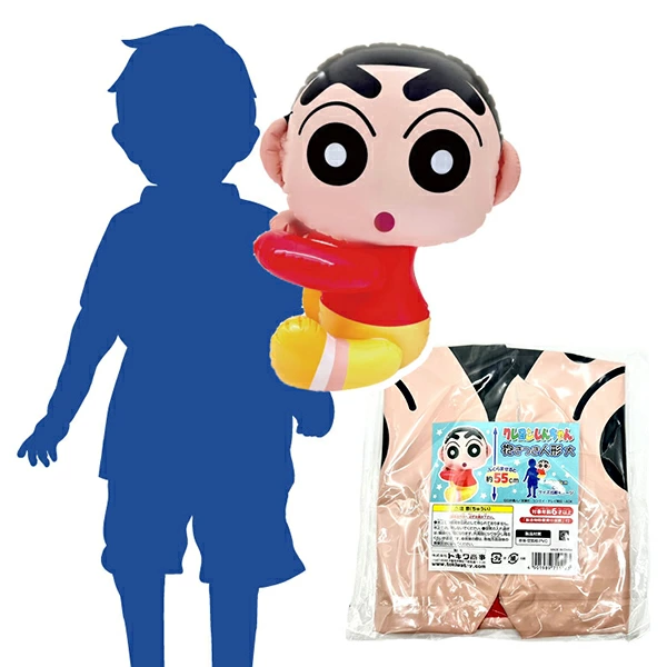 95732 クレヨンしんちゃん_抱きつき人形_大(6入) カタログ外 誰もが知る人気者が大きなサイズに 手にした瞬間おなじみの世界観に包まれる