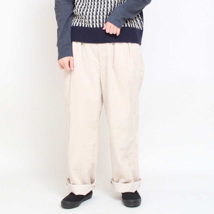 D.M.Gコーデュロイツータックトラウザー